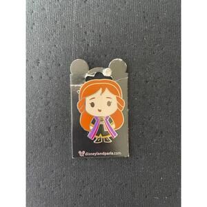 Disneyland Paris frozen Anna pin